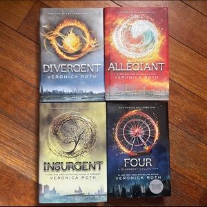 Divergent Hardcover Trilogy Series +1